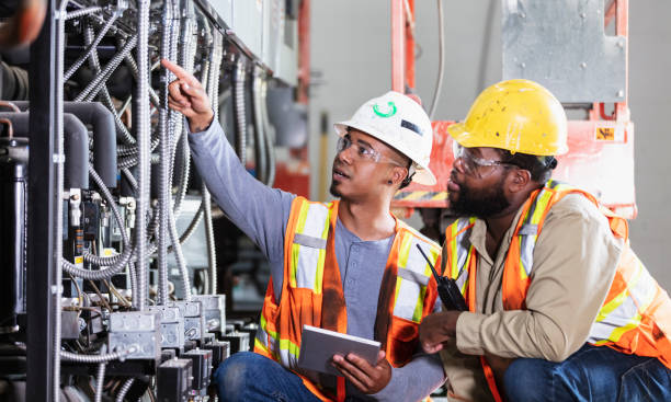 Best Electrical Contractors for Businesses  in Harrah, OK