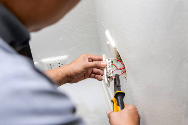 Best Electrician Near Me  in Harrah, OK